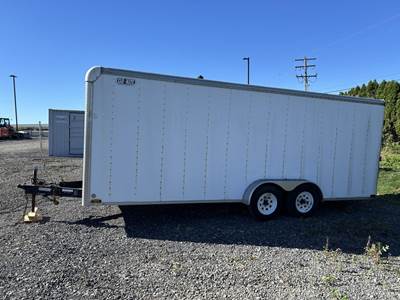 2006 20' Enclosed Tandem Axle Trailer