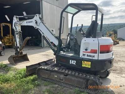 2014 Bobcat E42 Mini Excavator with Hyd Thumb, 2,260 hours, Diesel, Rubber Tracks