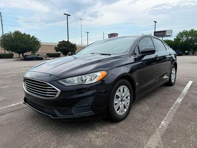 2019 Ford Fusion S - 3FA6P0G72KR107259