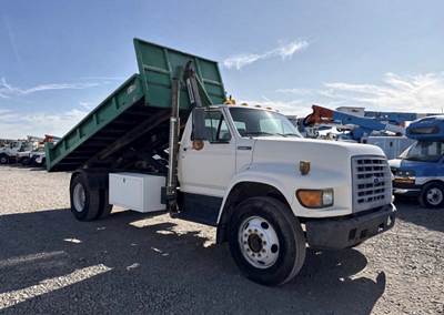 Chevrolet F-800 Crew Cab