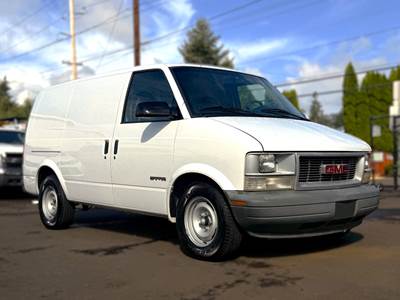GMC Safari Cargo Van - Automatic