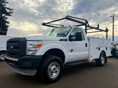 2012 Ford F-350 Super Duty 4x4 Utility Service Truck