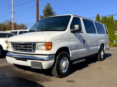 Ford E-Series Passenger Van - Automatic