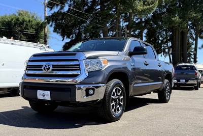 Toyota Tundra SR5 CrewMax TRD 4x4 1-Owner