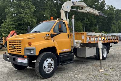 Chevrolet W8500 Cab & Chassis Truck