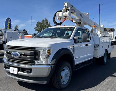 Ford F-550 Extended Cab 4x4 Altec Service Body - Altec AT37G Bucket Lift