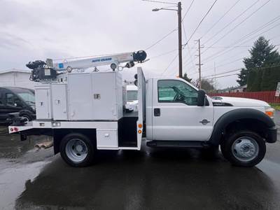 Ford F-550 Cab & Chassis Truck
