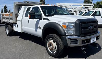 Ford F-550 Cab & Chassis Truck
