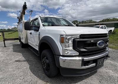 Ford F-550 Cab & Chassis Truck