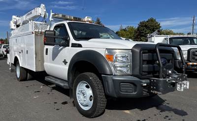 Ford F-550 Cab & Chassis Truck