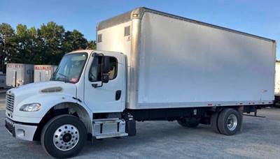 2013 Freightliner M2 106 24FT Box Truck