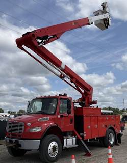 Freightliner M2 106 Altec TA60 65-Ft Articulating & Telescopic Bucket Truck