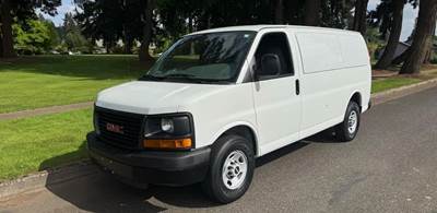 GMC Savana Cargo Van - Automatic
