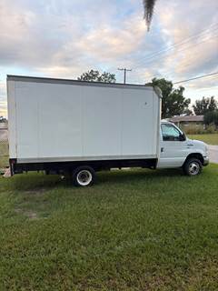 2018 Ford E-350 Box Truck - Dry Box Van