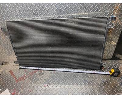 Kenworth T680 A/C Condenser