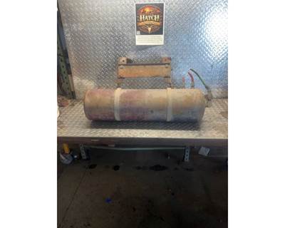 Ford L8501 Air Tank