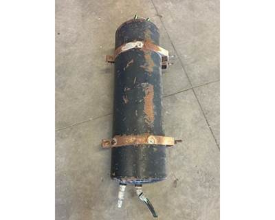 Freightliner Air Tank for a Freightliner Med. Conv.