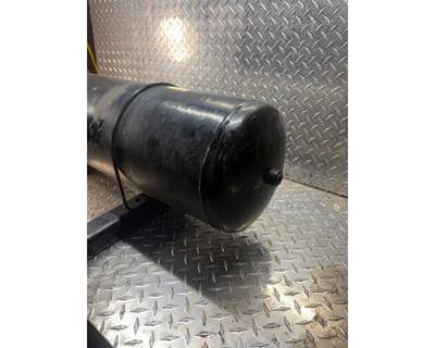 Kenworth T680 Left Air Tank