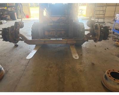 Ford LTL9000 Front Axle Assembly