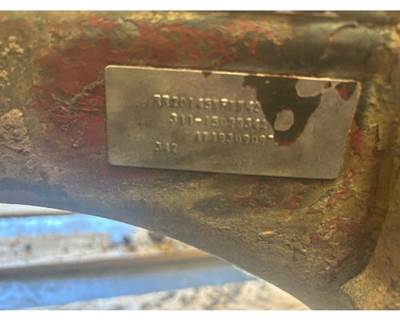 Rockwell RD/RP-20-145 Rear Axle Assembly for a Freightliner USF-1E