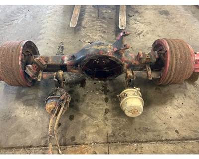 Rockwell RD/RP-20-145 Rear Axle Housing for a Freightliner USF-1E
