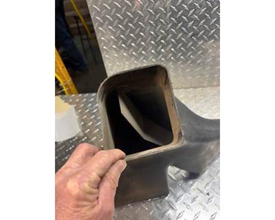 1992 Peterbilt 379 Center Heater Defrost Duct
