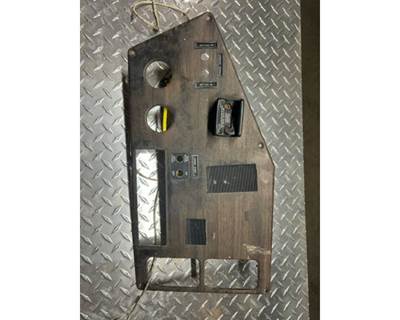 Used Freightliner FLD120 Dash Panel with One Air Switch