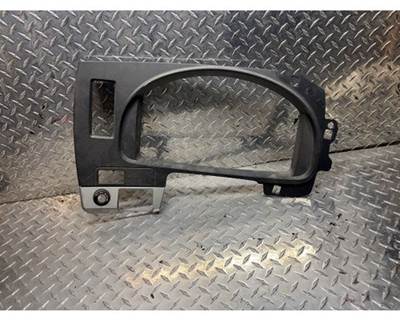 Used 2022 Kenworth T680 Dash Panel Bezel