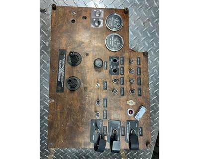 Used 1999 Peterbilt 379 Instrument Panel