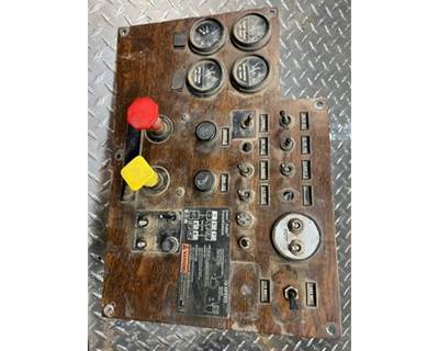 1992 Peterbilt 379 used instrument Panel    