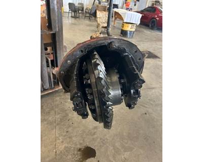 Rockwell RD/RP-20-145 Rear Differential for a Freightliner USF-1E