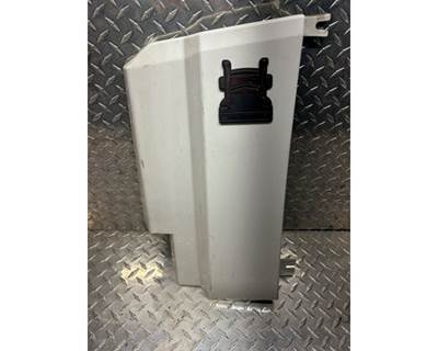 Kenworth T680 Left Door Moulding
