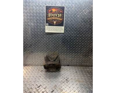 International L9427 Right Engine Mount
