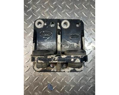 Used Peterbilt 379 Cat Engine Mount