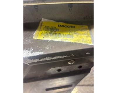 Kenworth T680 Left Fender Extension