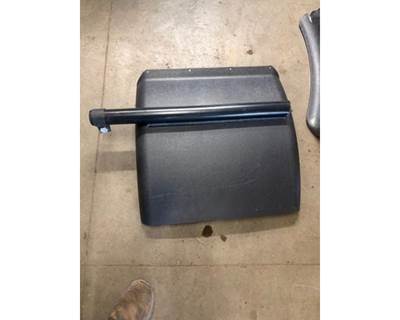 Mack Vision CX613 Fender for a Mack CX613 VISION
