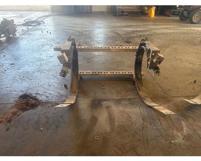 Freightliner Fuel Tank Strap / Bracket for a Freightliner Med. Conv.