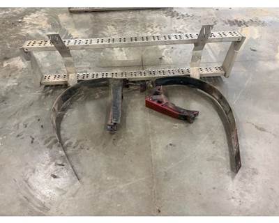 Freightliner USF-1E Fuel Tank Strap / Bracket