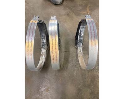 Used Peterbilt 379 Fuel Tank Hanger and Strap
135 gallon Tank 26" in