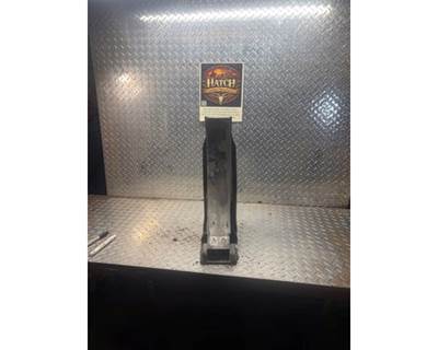 Used Peterbilt 379 Fuel Tank Hanger 
135 gallon Tank 26" in diameter
