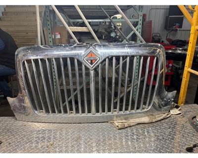Used International 4400 Grill
Missing Clips