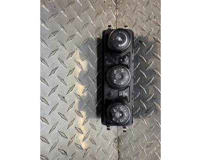 Used 2022 Kenworth T680 Heater / A/C Temperature Control