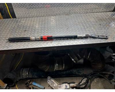 Kenworth T680 Right Hood Strut