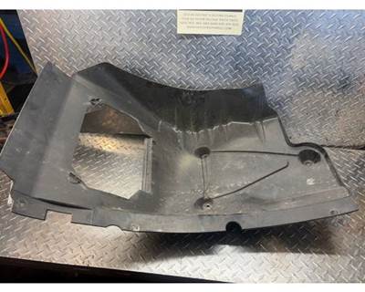 Kenworth T680 Right Inner Fender