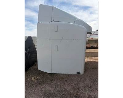 USED PETERBILT UNIBILT ULTRA CAB STAND UP SLEEPER