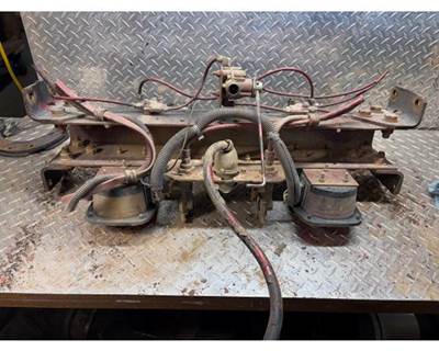 Freightliner USF-1E Suspension Crossmember / K-Frame