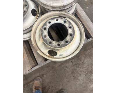 Freightliner Cascadia Tire & Rim