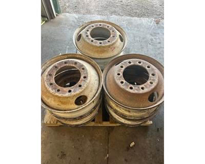 International L9427 Tire & Rim