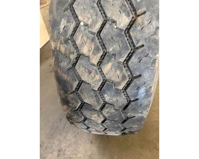 Western Star 4900 Tire