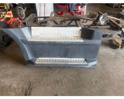 Freightliner Cascadia Left Truck Skirt